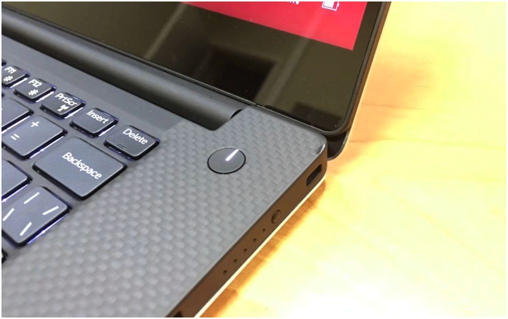 Обзор ноутбука Dell XPS 15: рекордсмен с "безрамочным" дисплеем