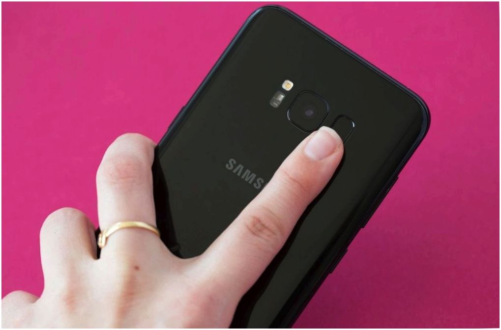 Обзор обзоров Samsung Galaxy S8: красота и несколько "но" (обзор, samsung, galaxy, красота, несколько) Обзор обзоров Samsung Galaxy S8: красота и несколько "но"
