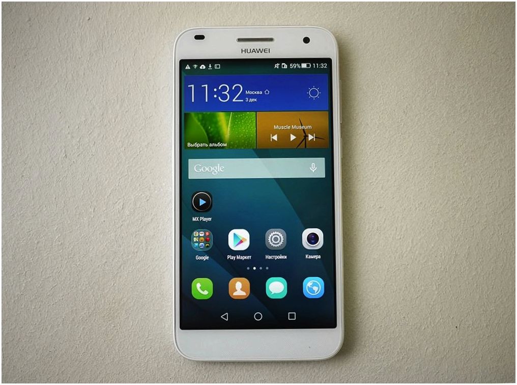 Обзор смартфона Huawei Ascend G7: "середнячок" с экстерьером