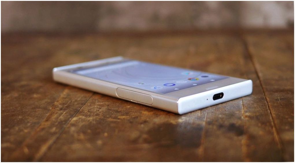 Обзор смартфона Sony Xperia XZ1 Compact: компактный крепыш