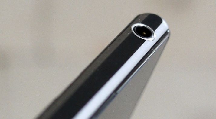 Продолжение последовало. Обзор смартфона Sony Xperia Z1