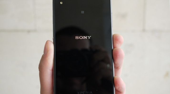 Продолжение последовало. Обзор смартфона Sony Xperia Z1