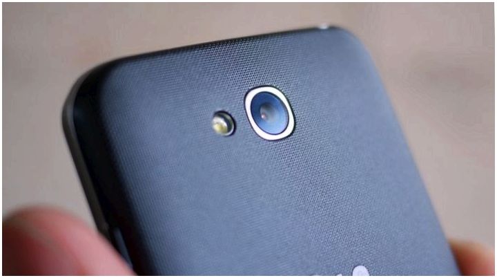 Без стука не входить. Обзор смартфона LG L90