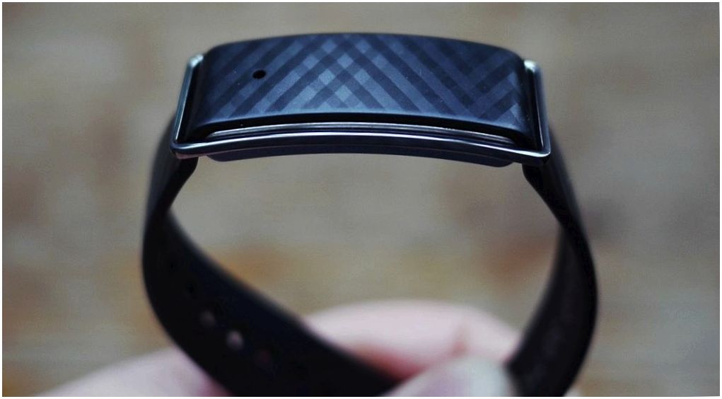 Обзор фитнес-браслета Honor Band A1: шагомер с амбициями