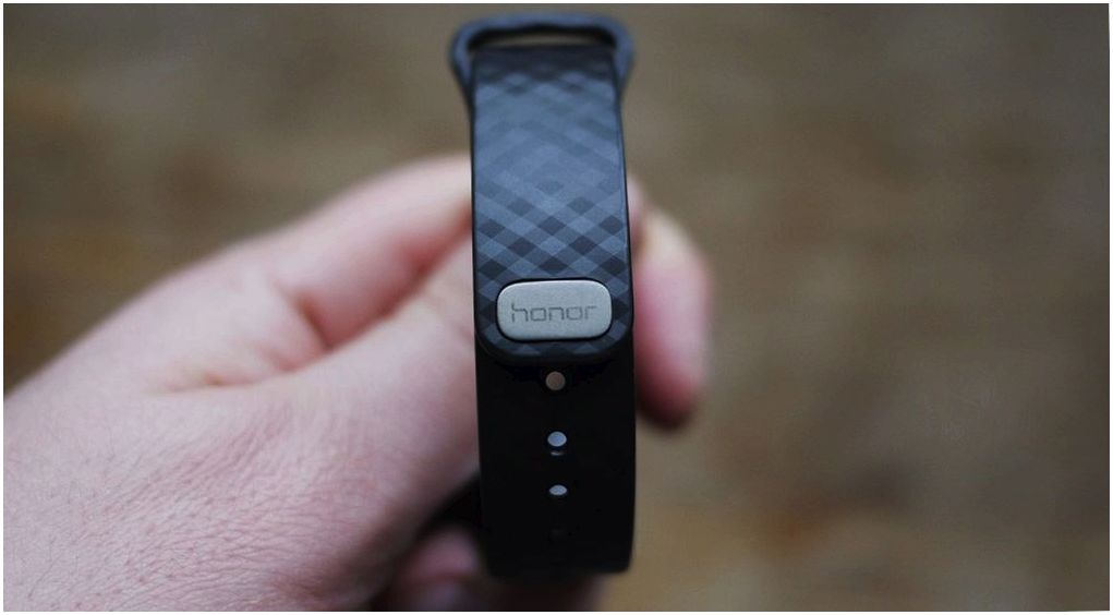 Обзор фитнес-браслета Honor Band A1: шагомер с амбициями