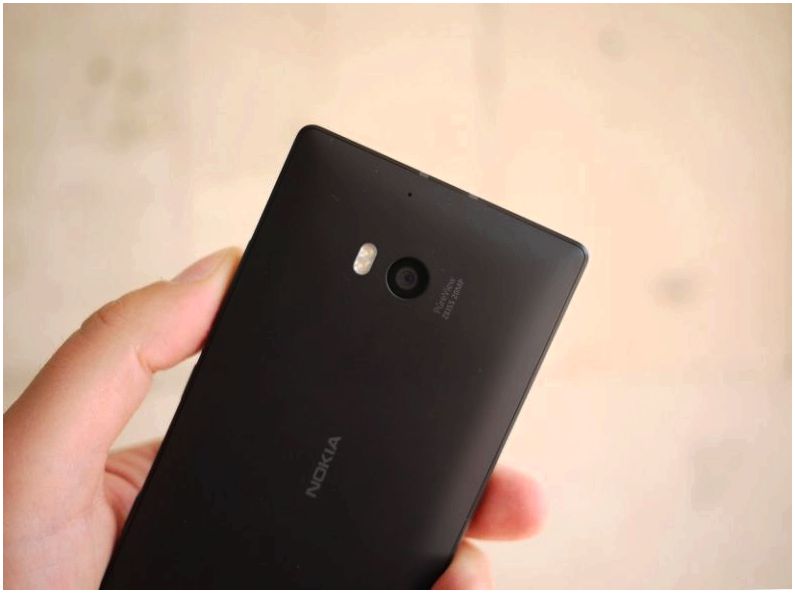 Обзор Nokia Lumia 930: "икона" для винфона