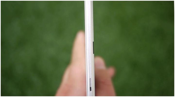 Много - не мало. Обзор "гигантофона" Sony Xperia Z Ultra (много, маленький, обзор, гигантофона, sony, xperia) Много - не мало. Обзор "гигантофона" Sony Xperia Z Ultra