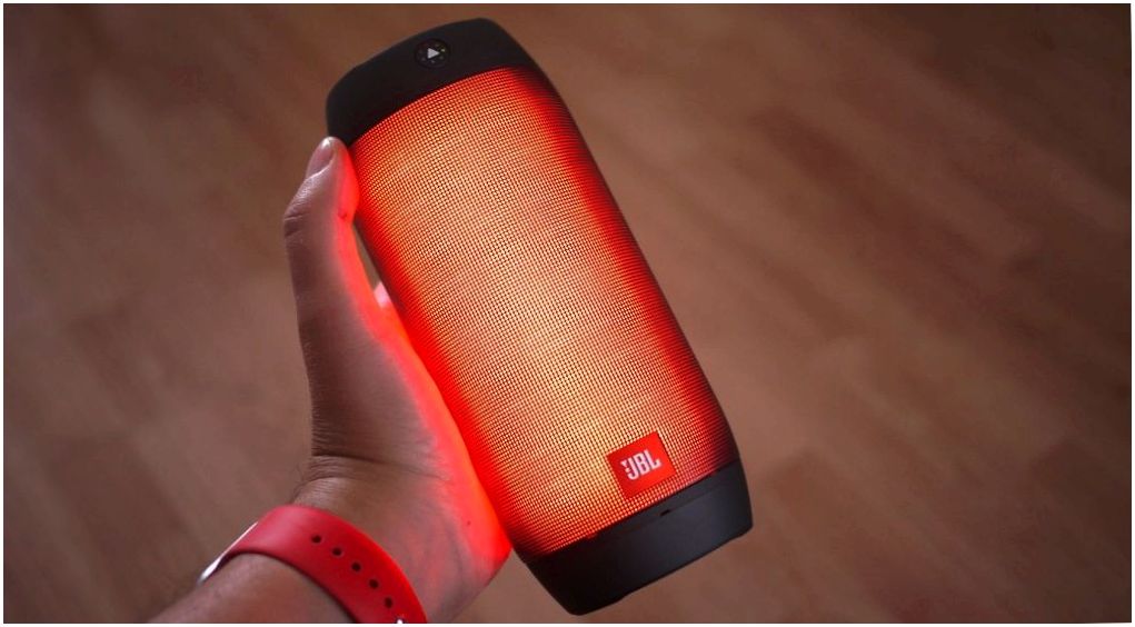 Обзор Bluetooth-колонки JBL Pulse 2: портативная «светомузыка» (обзор, bluetooth-колонки, pulse, портативный) Обзор Bluetooth-колонки JBL Pulse 2: портативная «светомузыка»