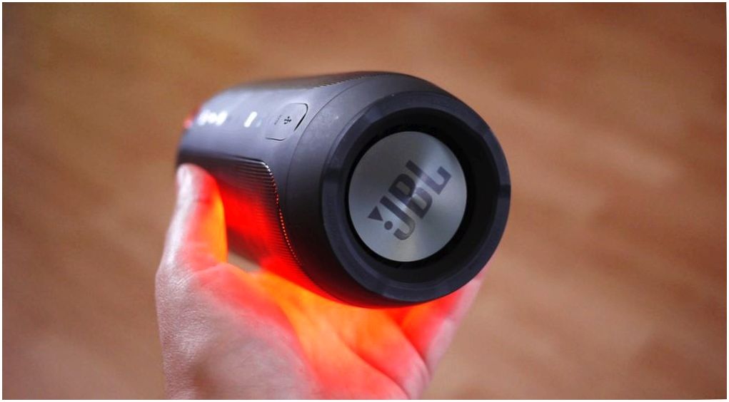 Обзор Bluetooth-колонки JBL Pulse 2: портативная «светомузыка» (обзор, bluetooth-колонки, pulse, портативный) Обзор Bluetooth-колонки JBL Pulse 2: портативная «светомузыка»