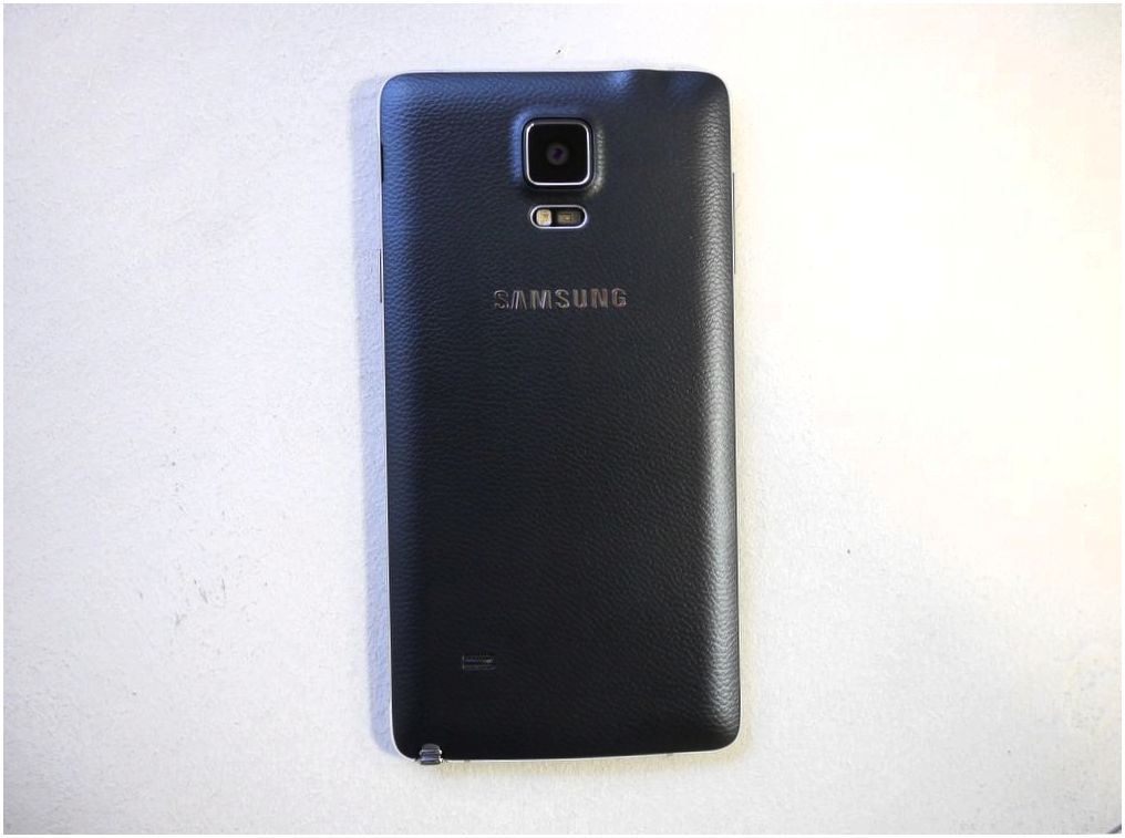 Обзор Samsung Galaxy Note 4: "лопата" для работы и творчества