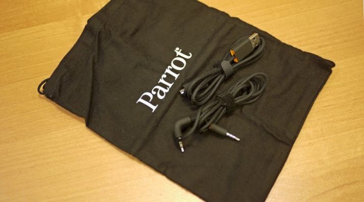 Умный звук. Обзор беспроводных наушников Parrot Zik (умный, звук, обзор, беспроводных, наушник) Умный звук. Обзор беспроводных наушников Parrot Zik