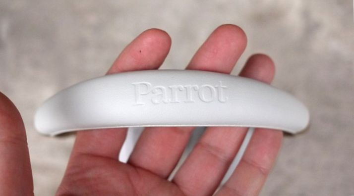 Умный звук. Обзор беспроводных наушников Parrot Zik (умный, звук, обзор, беспроводных, наушник) Умный звук. Обзор беспроводных наушников Parrot Zik