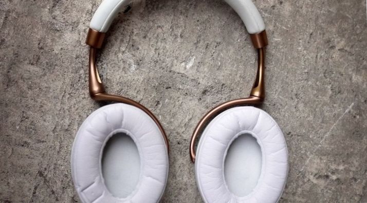Умный звук. Обзор беспроводных наушников Parrot Zik (умный, звук, обзор, беспроводных, наушник) Умный звук. Обзор беспроводных наушников Parrot Zik