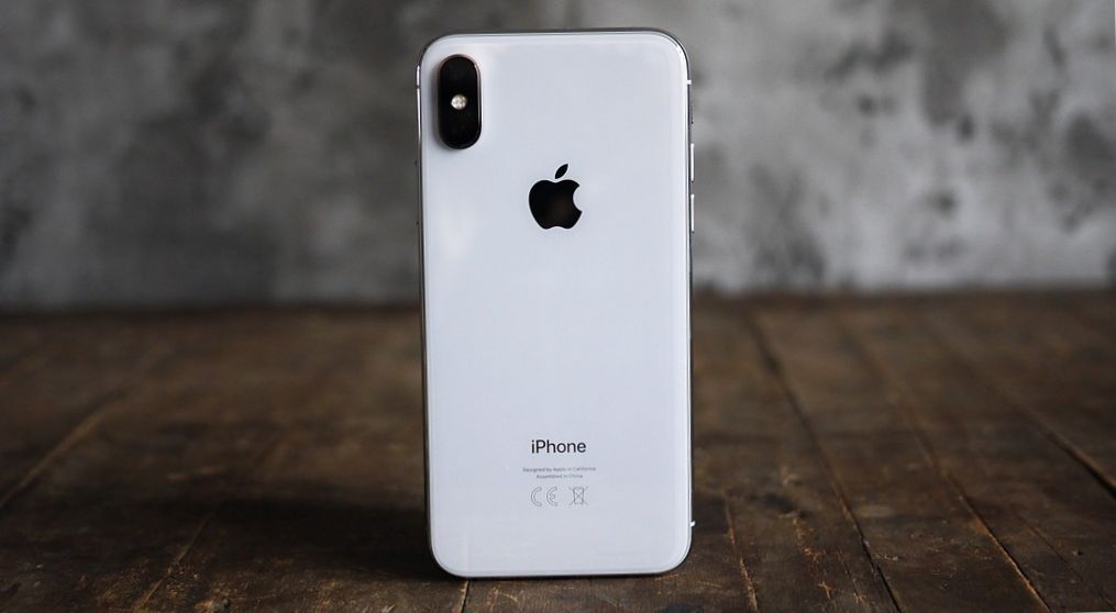 Поколение "Икс": полный обзор новейшего iPhone