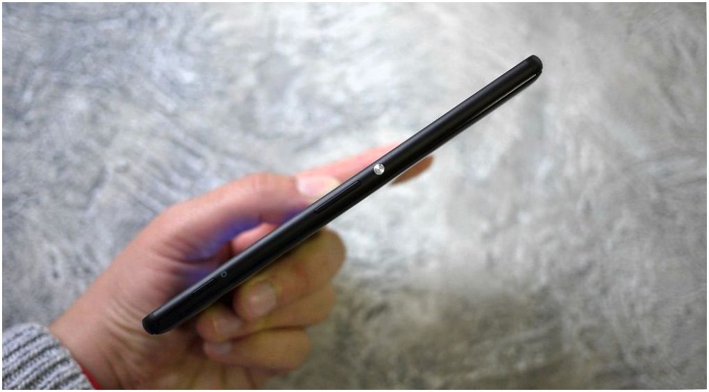 Обзор смартфона Sony Xperia C5 Ultra: "селфи-гигант" без рамок