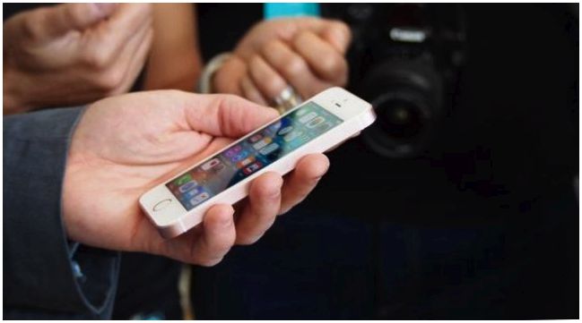Обзор обзоров: iPhone SE (обзор, iphone, нового смартфона, Apple iPhone, Street Journal, Wall Street) Обзор обзоров: iPhone SE