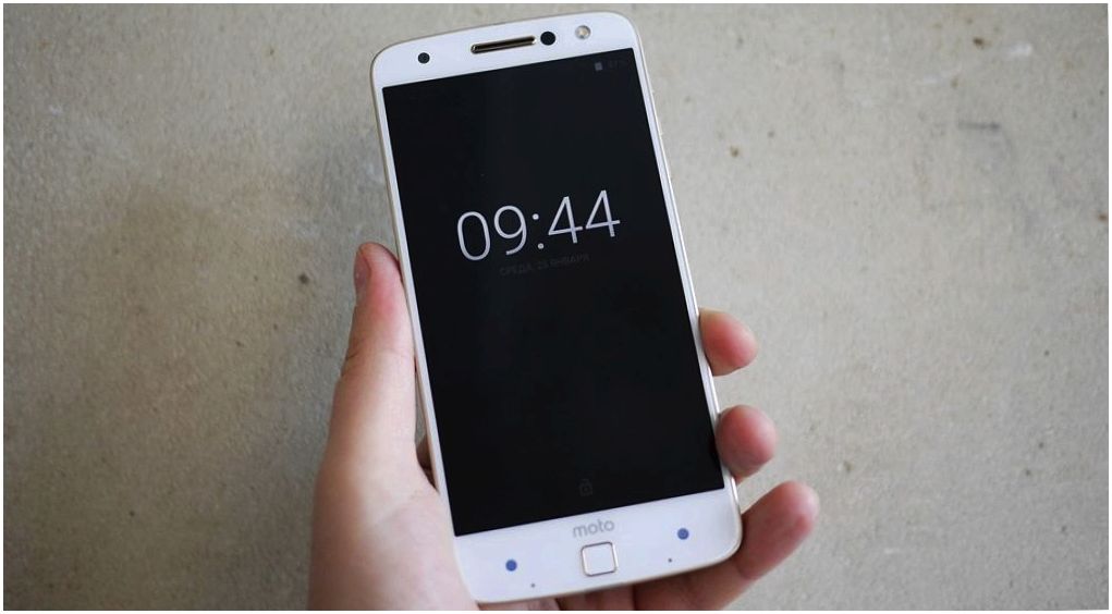 Обзор смартфона Lenovo Moto Z: сверхтонкий модульный флагман (обзор, смартфона, lenovo, moto) Обзор смартфона Lenovo Moto Z: сверхтонкий модульный флагман